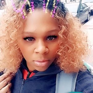 Meet your Posher, Dinisha